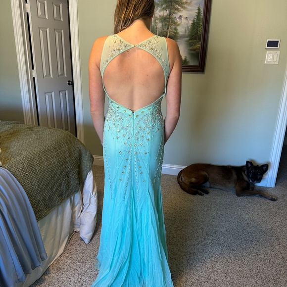 Sea foam prom gala dress size 6 - Picture 5 of 5